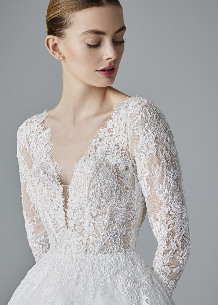 pronovias-paradis-2025-details